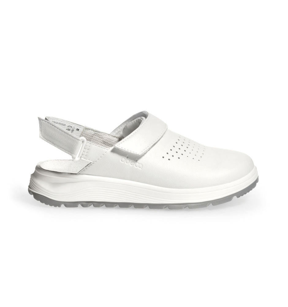 OB Active klomp wit perforated met velcro fastening - ABEBA - 812020
